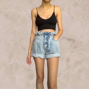 Frame Light Blue Denim Short With Ruffled Waist